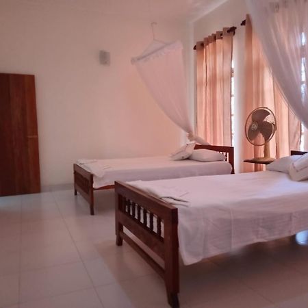 Ajanthas' Homestay Kandy Exterior foto